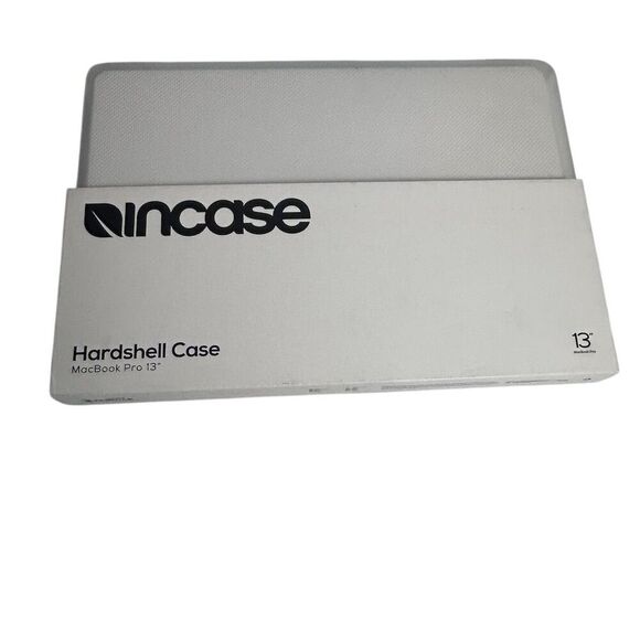 Incase Hardshell Case for MacBook Pro 13" Ventilated Design - Picture 1 of 8